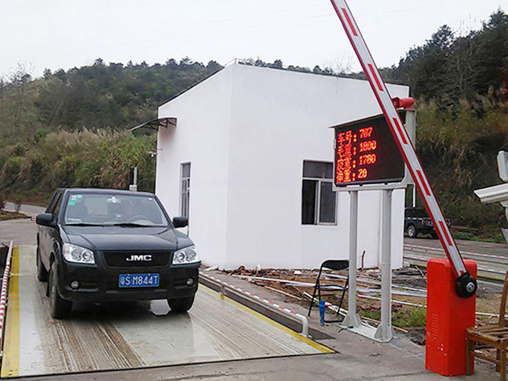 垃圾場(chǎng)專(zhuān)用地磅、無(wú)人值守智能化電子汽車(chē)衡